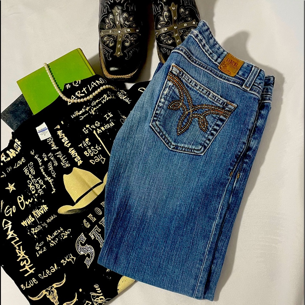 Buckle Jeans